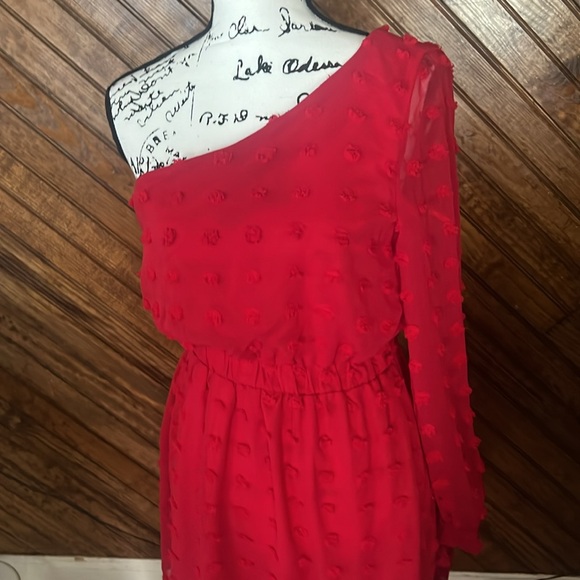 Red one shoulder dress - Picture 2 of 3